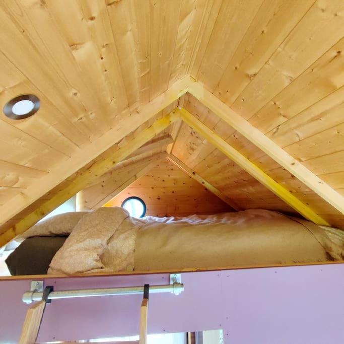 Nuit Insolite En Tiny House Questembert Esterno foto